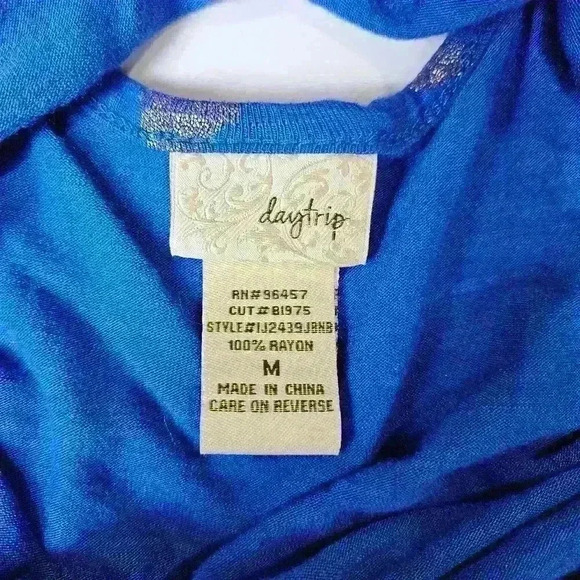 Daytrip Blue Print Top Medium Aztec Print - Picture 5 of 7